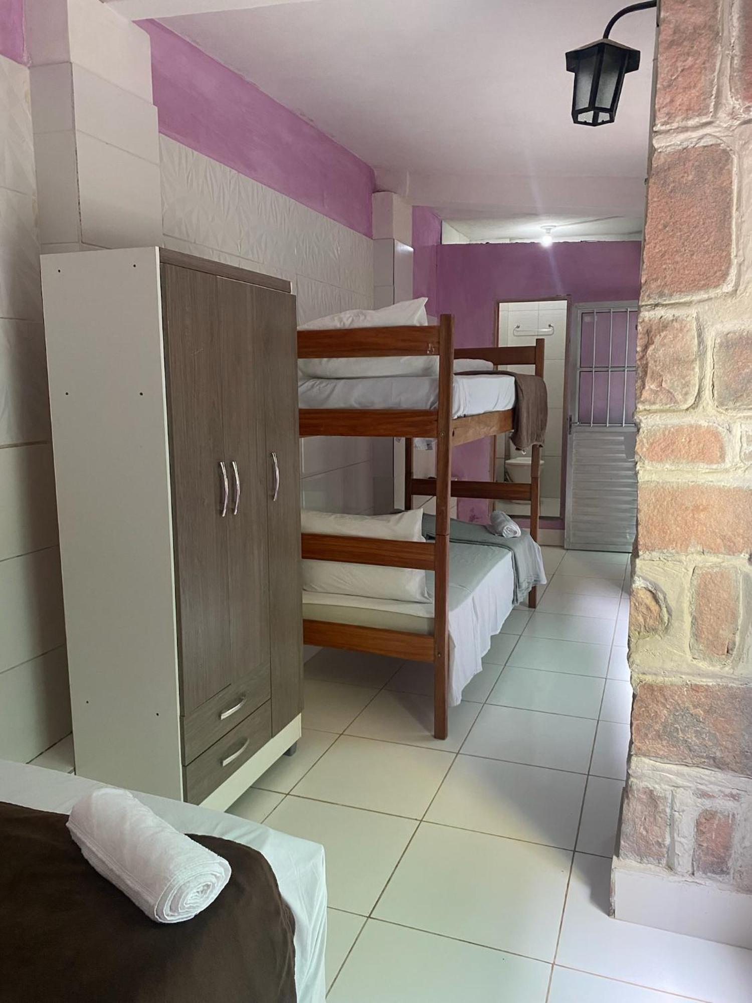 Multiverso Hostel 伦索伊斯 外观 照片