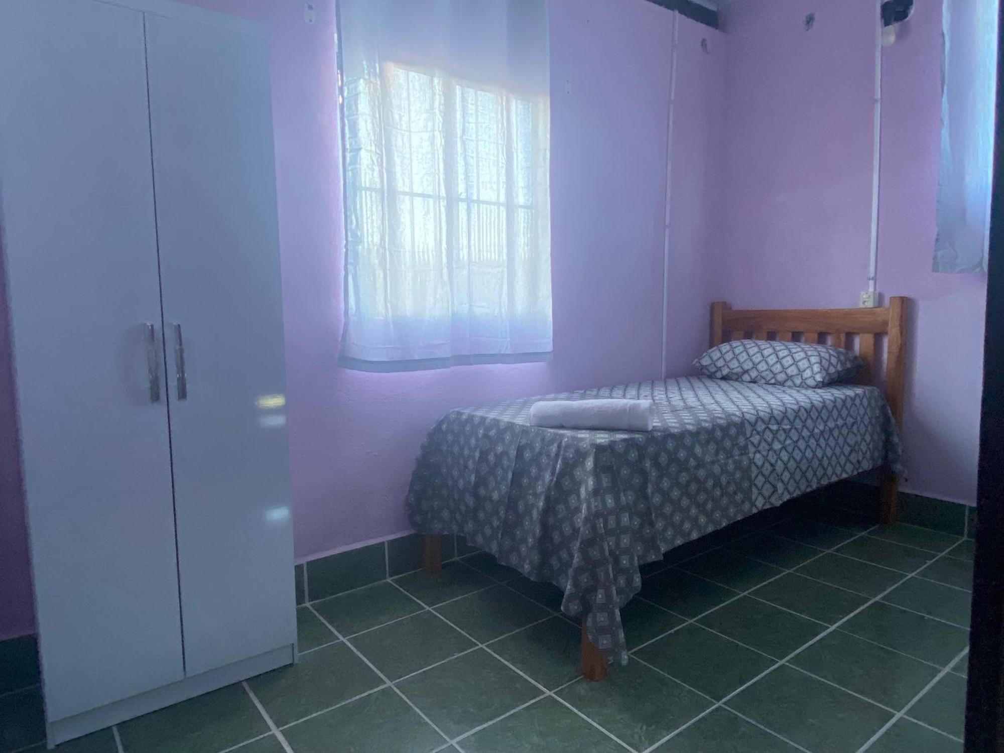 Multiverso Hostel 伦索伊斯 外观 照片