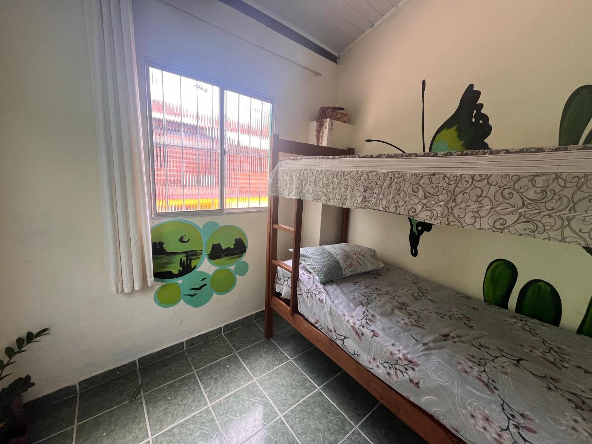 Multiverso Hostel 伦索伊斯 外观 照片